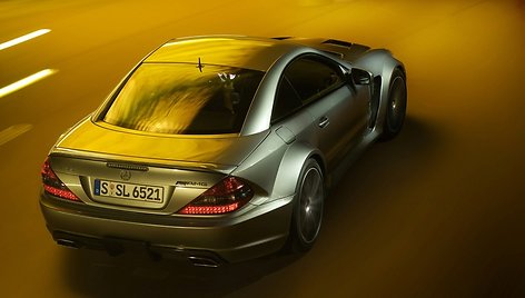 „Mercedes-Benz SL65 AMG Black Series“ – skrydis pirmąja klase