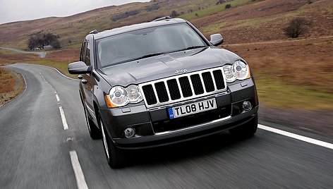 Atnaujintas „Jeep Grand Cherokee“