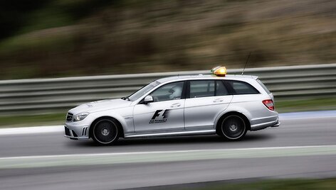 Ženeva 2008: naujasis &bdquo;Formulės-1&ldquo; saugos automobilis