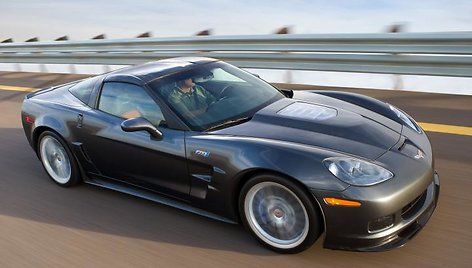 Ženeva 2008: „Chevrolet Corvette ZR1“ atvyko į Europą