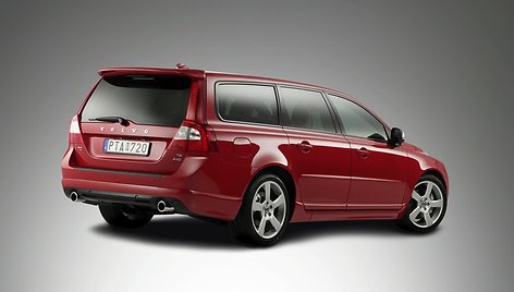 Pristatytas „Volvo V70 R-Design“