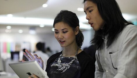 Pora apžiūri &bdquo;iPad&ldquo; Singapūre