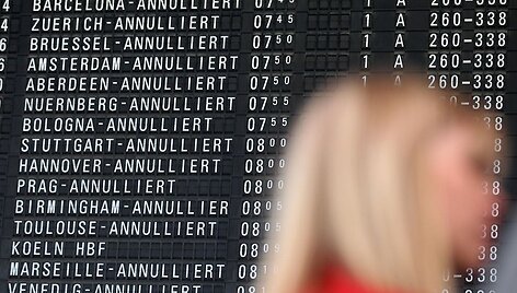 At&scaron;aukti skrydžiai Frankfurto oro uoste