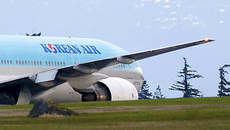 &bdquo;Korean Air&ldquo; lėktuvas Kanados karinėje bazėje