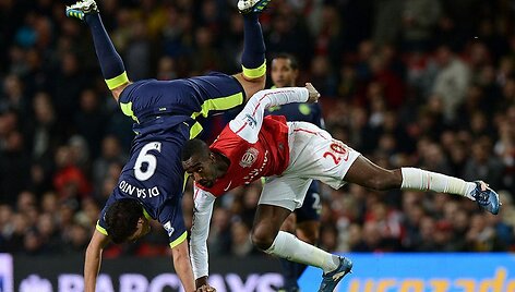 Franco Di Santo  ir Johanas Djourou