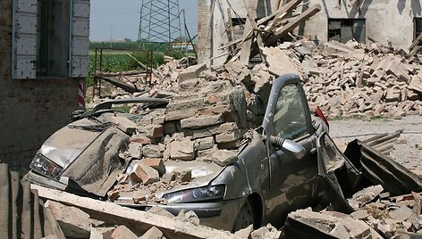 Žemės drebėjimo Italijoje padariniai