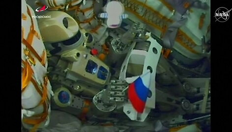 rusija-i-tks-issiunte-raketa-vietoje-kosmonautu-pasodino-robota-fedora