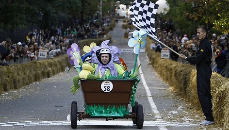 &bdquo;Red Bull&ldquo; muilinių lenktynės Var&scaron;uvoje