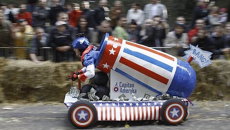 &bdquo;Red Bull&ldquo; muilinių lenktynės Var&scaron;uvoje