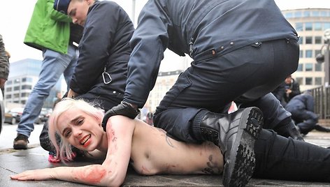 „Femen“ aktyvisčių protestas Briuselyje