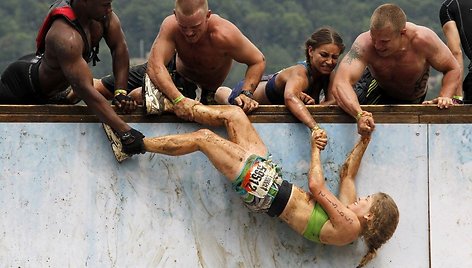 „Tough Mudder“ varžybų akimirka