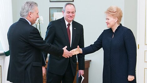 Gilbertas Ankenbaueris ir Jay Johnsonas susitikime su Dalia Grybauskaite