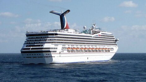 Dreifuojantis kruizinis laivas &bdquo;Carnival Triumph&ldquo; 