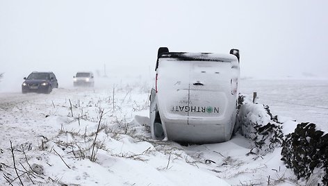 Apvirtęs autobusiukas