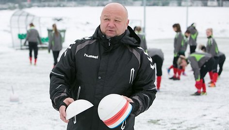 Lietuvos moterų futbolo rinktinės treneris Algirdas Paulauskas