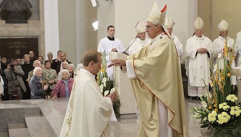 Gintaras Gru&scaron;as (kairėje) ir Audrys Juozas Bačkis