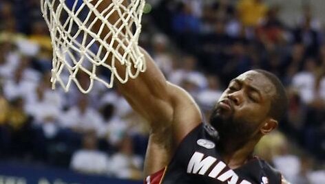 Dwayne'o Wade'o dėjimas į krep&scaron;į