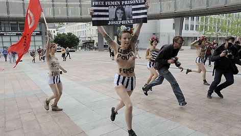 „Femen“ aktyvistės Briuselyje