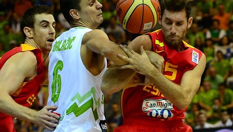 Victor Claver, Jure Balazicandas, Rudy Fernandezas