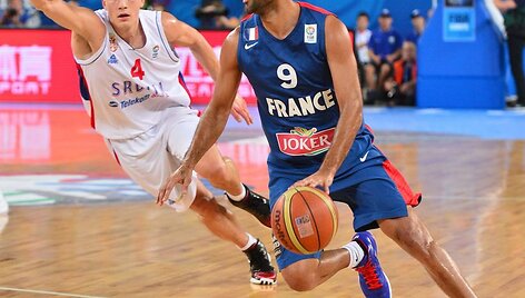 Nemanja Nedovičius ir Tony Parkeris