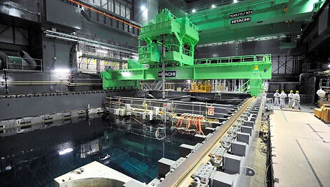Kranas vir&scaron; Fuku&scaron;imos atominės elektrinės 4-ojo reaktoriaus panaudoto kuro baseino