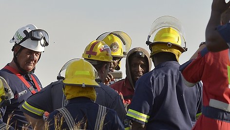 Gelbėjimo darbai nelegalioje Pietų Afrikos Respublikos aukso kasykloje