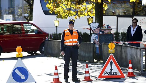 &Scaron;veicarijoje, Vildersvilio mieste rasti trijų žmonių kūnai.