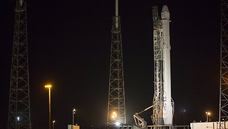 &bdquo;SpaceX&ldquo; raketa &bdquo;Falcon 9&ldquo; 
