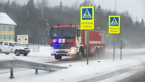 Gaisrinė kelyje Panevėžys-&Scaron;iauliai
