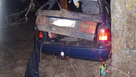 &bdquo;WW Passat&ldquo; avarija 