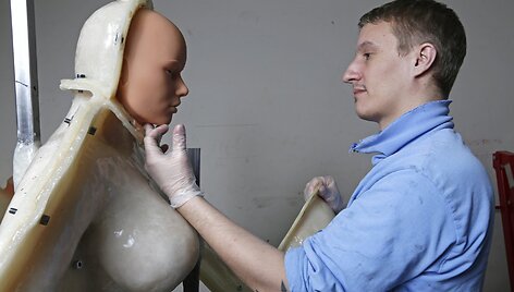 &bdquo;Dreamdoll&ldquo; sekso lėlių gamyba 