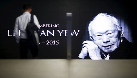 Singapūro gyventojai atidavė paskutinę pagarbą Lee Kuan Yew