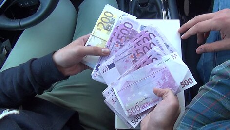 eksperimentas-ar-gerimo-dezuteje-telpa-90-tukst-euru-grynais