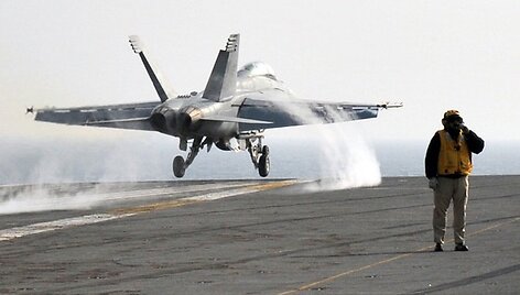 Naikintuvas &bdquo;F/A-18E Super Hornet&ldquo;