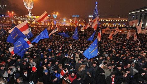Protestuotojų minia