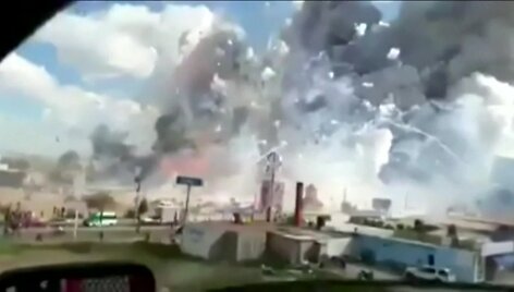585a315885261video_585a313bba5d3