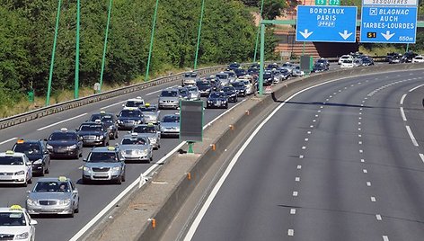 Taksi automobilių kolona