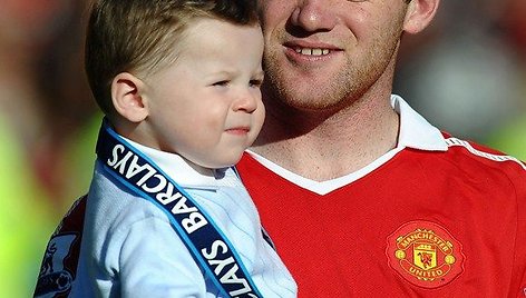 Wayne Rooney su savo sūnumi