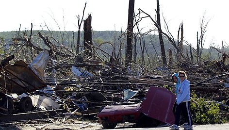 Tornado padariniai Masačusetse