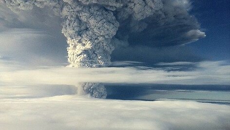 Puyehue ugnikalnio i&scaron;siveržimas Čilėje