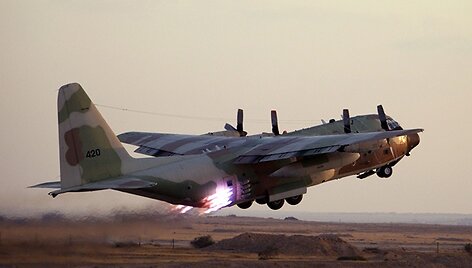 Izraelio &bdquo;C-130 Hercules&ldquo; pakilimo akimirka