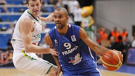 Tony Parkeris (su kamuoliu)