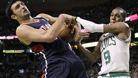 Zaza Pachulia ir Rajonas Rondo