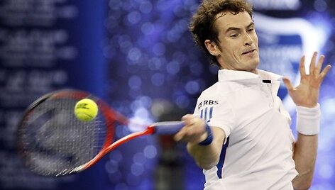 Traumuotas A.Murray'us pateko į kitą varžybų etapą
