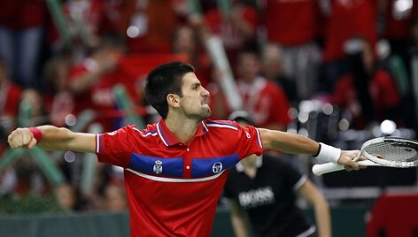 N.Djokovičiaus dėka Serbija tęsia kovą dėl nugalėtojo titulo