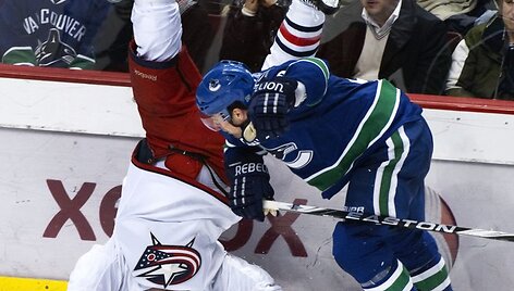 NHL lyderiai pasiekė 40 pergalę