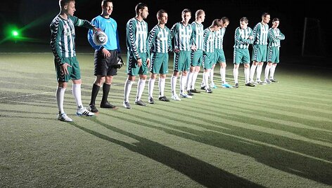 Futbolininkų fotosesijos akimirkos.