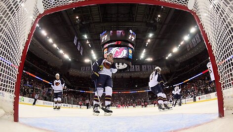 Trečioji i&scaron; eilės velnių pergalė NHL.