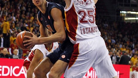 Donatas Motiejūnas prie&scaron; Darių Songailą