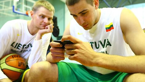 Jonas Valančiūnas ir Renaldas Seibutis